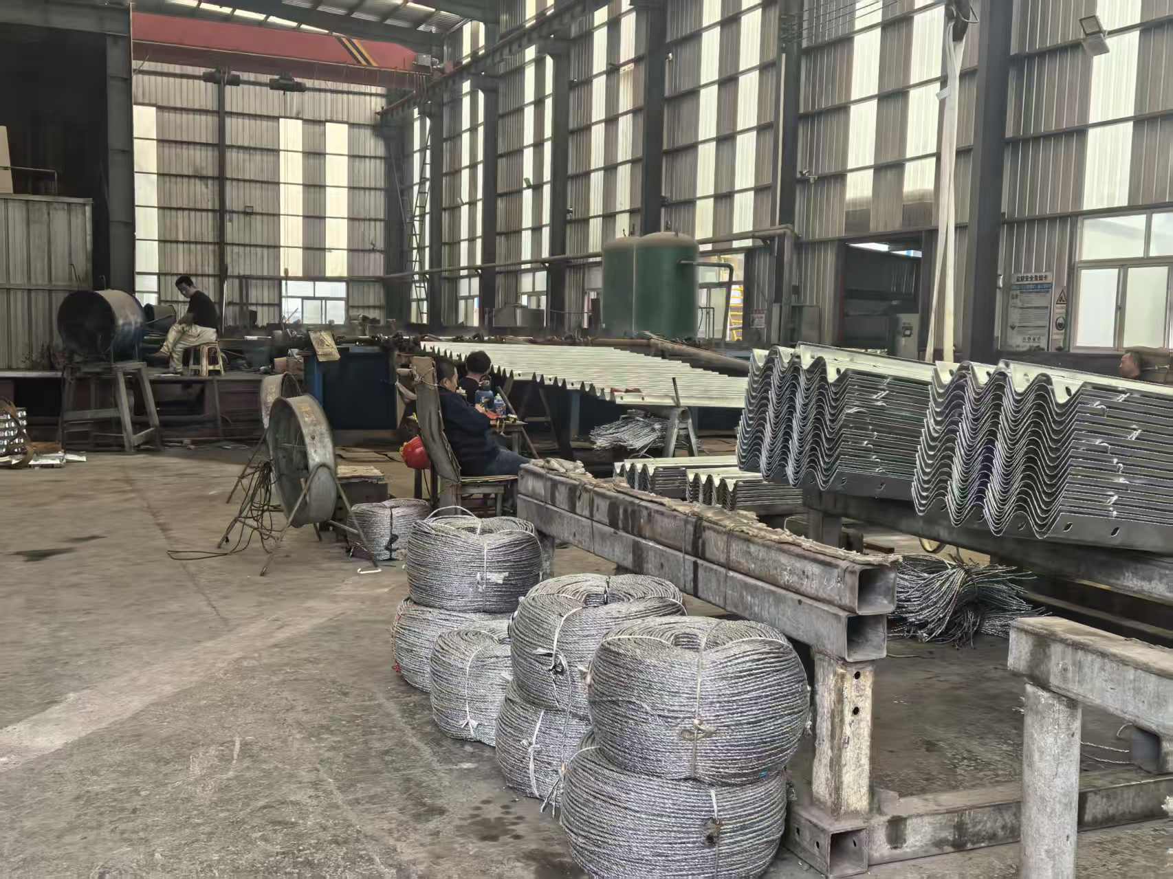 苏州市波形护栏配件三波波形护栏 - 一站式服务